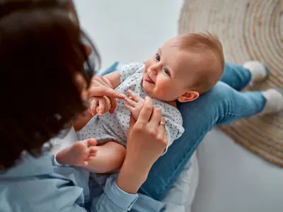 mom with newborn baby